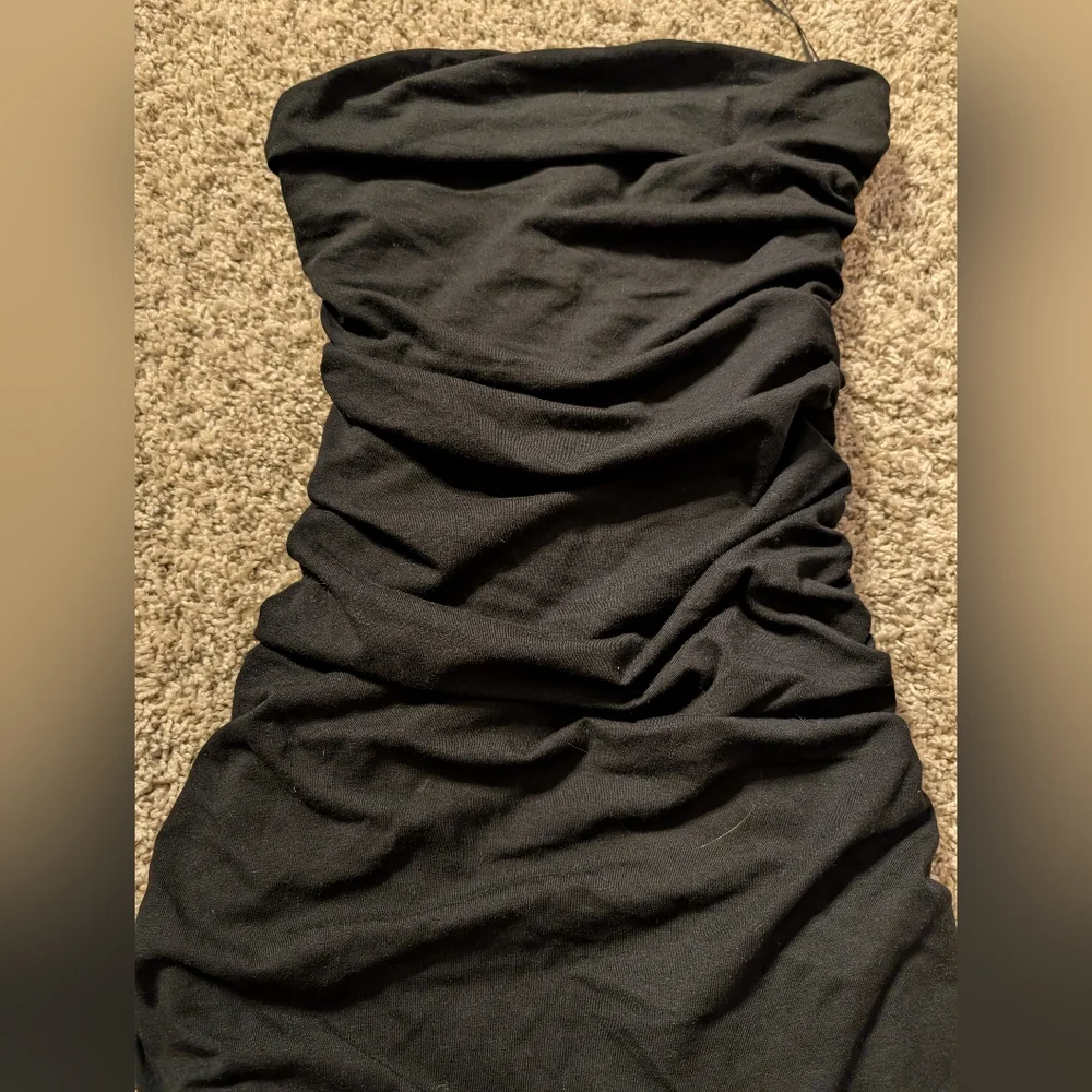 Little black dress - Picture 3 of 6